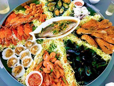 為什么龍魚關燈就游來游去呢：飛龍魚翅宴是一種非常高檔的宴席