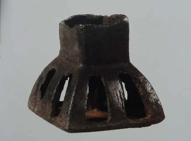 元寶鳳凰繁殖快嗎還是慢一點(diǎn)：元寶鳳凰的繁殖速度并不快，但也并非緩慢， 元寶鳳凰繁殖快嗎還是慢一點(diǎn)：元寶鳳凰的繁殖速度并不快，但也并非緩慢， 元寶鳳凰魚(yú)百科 第5張