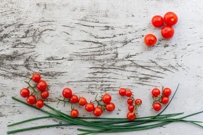 元寶鳳凰魚(yú)能長(zhǎng)多大？為什么長(zhǎng)的慢呢：元寶鳳凰魚(yú)在理想條件下可以長(zhǎng)到20公分左右然而