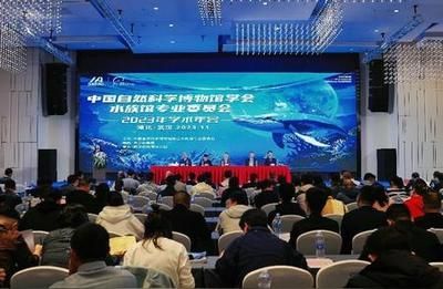 開水族館需要辦什么證件嗎現在（開設水族館所需的證件及其辦理流程）