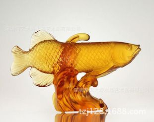 陶瓷金龍魚擺件的藝術價值：陶瓷金龍魚擺件在藝術價值方面具有豐富文化內涵和藝術價值