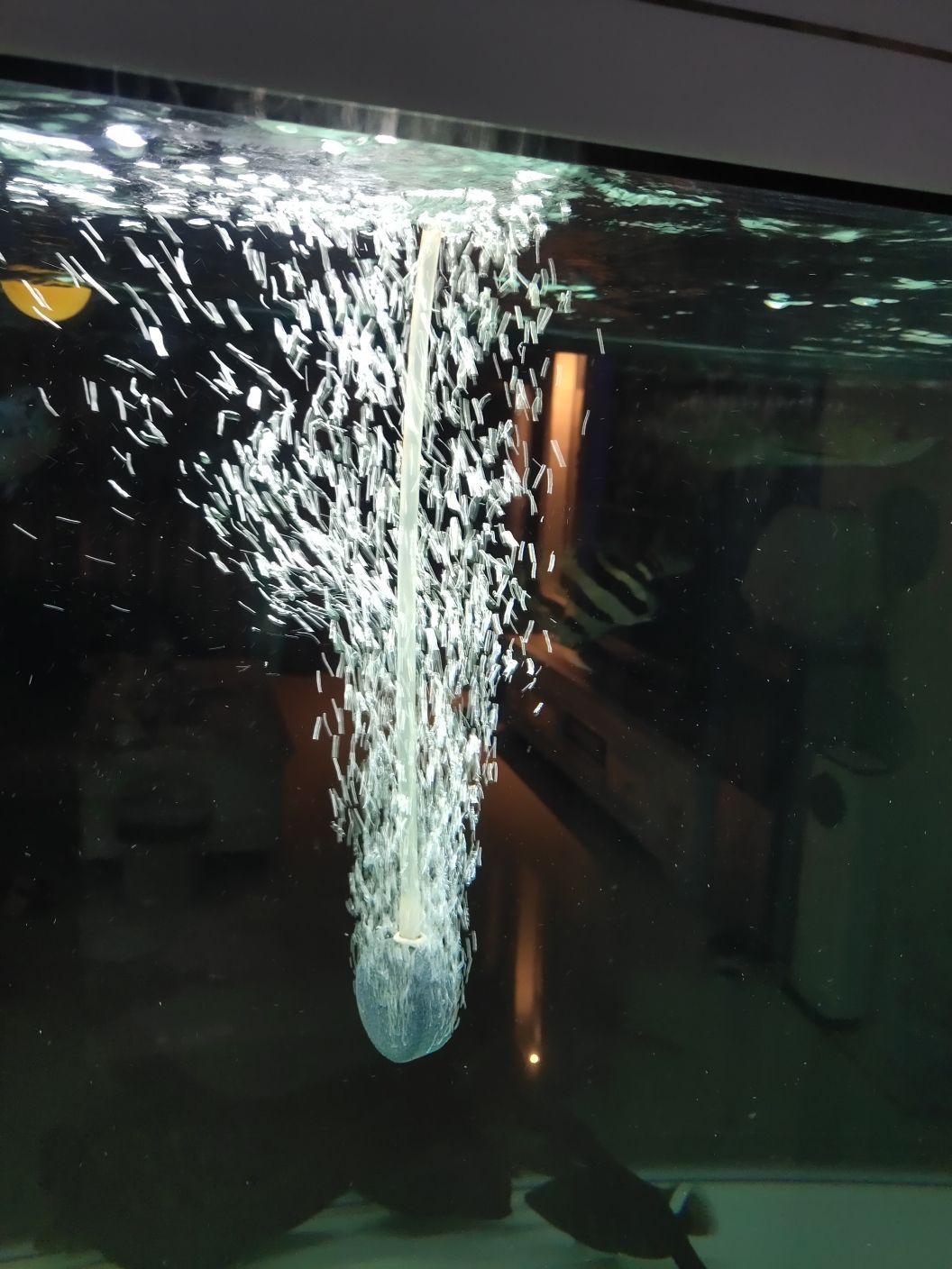老魚匠氣泵氣量小簡(jiǎn)單維修