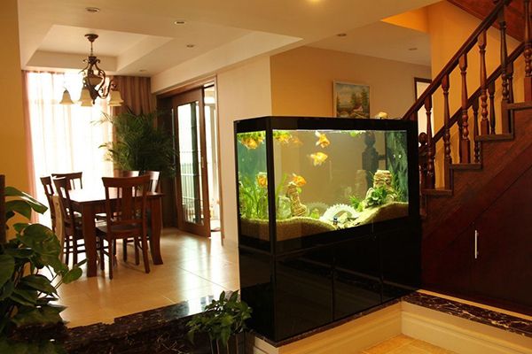 長治市哪里有賣魚缸的店鋪電話：長治哪里有賣水缸的