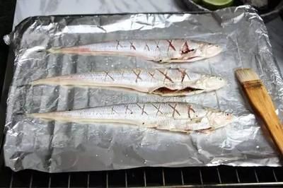 招財金龍魚如何擺放好看圖片：招財金龍魚的擺放美學，打造家居風水與視覺的雙重盛宴