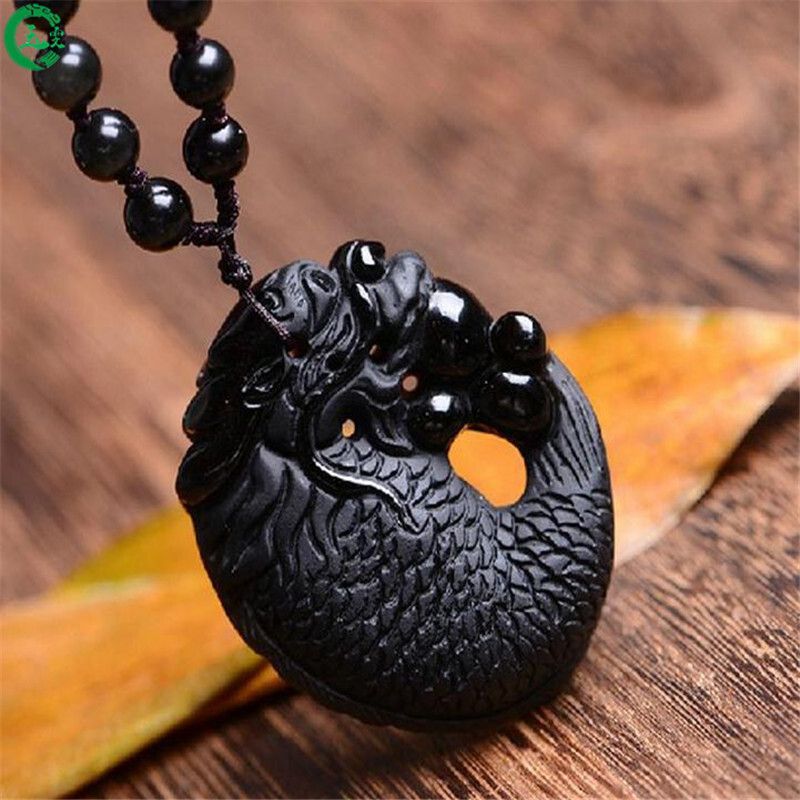 龍魚吊墜佩戴有什么禁忌vs祥龍魚場：龍魚吊墜佩戴有什么禁忌