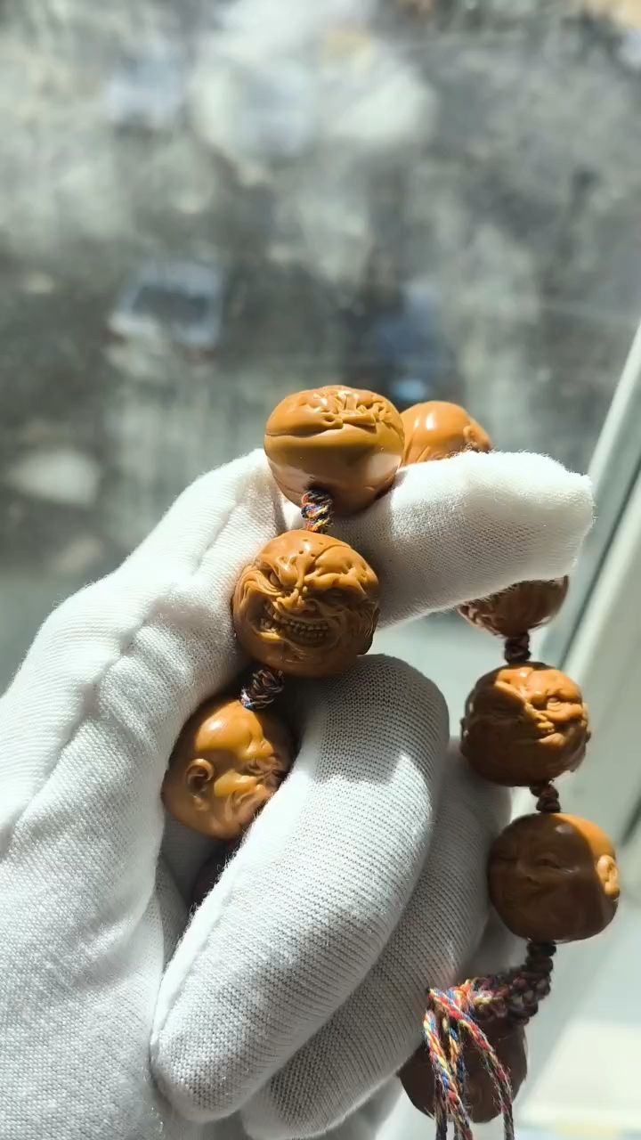 橄欖核雕刻