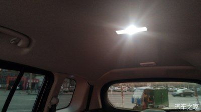 馬印增艷燈放側燈還是頂燈效果好呢：馬印增艷燈放側燈效果好