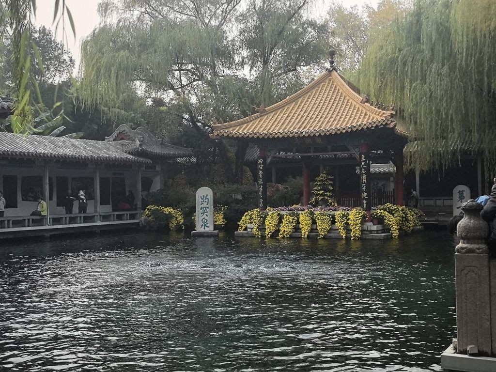 核心]，深度剖析/全面解讀/詳細(xì)探究及相關(guān)