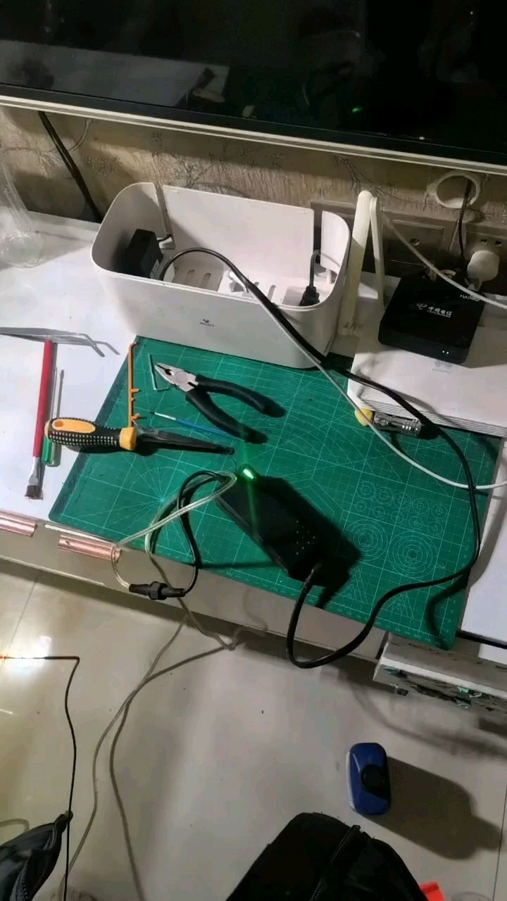 尼特利筒燈問題求助各位大神