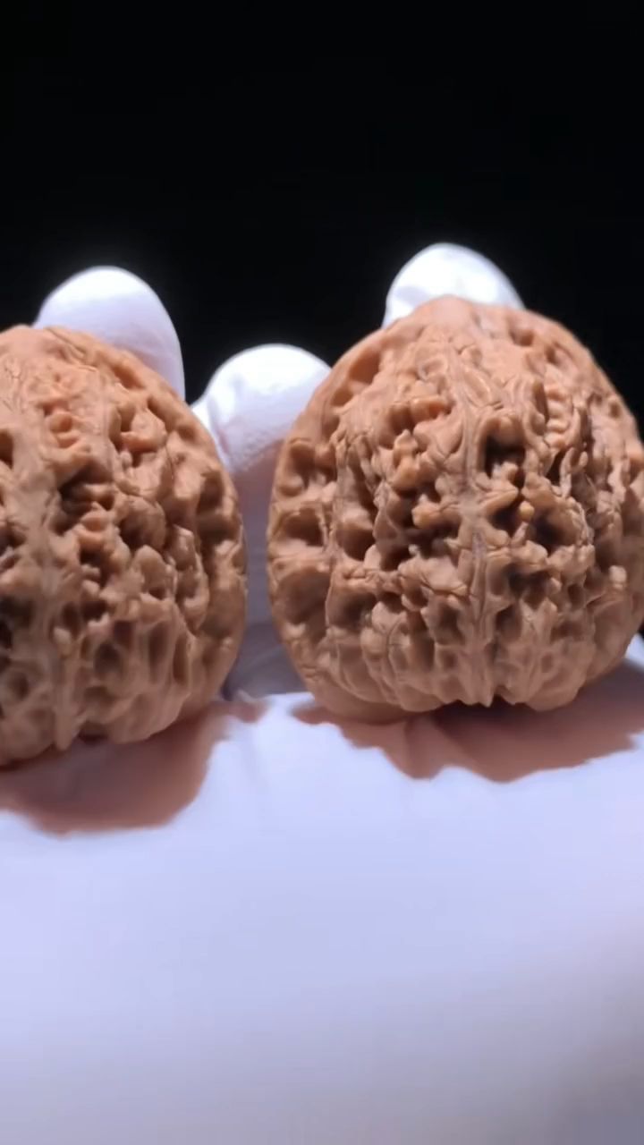 涿鹿南疆石文玩核桃