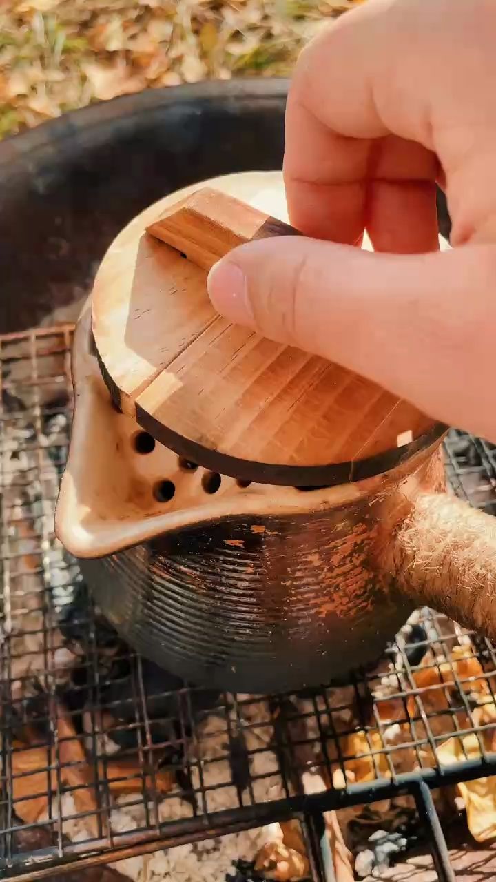 雖然對占卜有緣分 但一定沒有能力 掌控或改變任何人 卦象呈現的目的 是為了激勵您朝著目標 堅定不移的前行 而不是讓你陷入結果的焦慮與等待 請保持樂觀、積極、開朗的心態 當機遇來臨堅定、勇敢前行 [抱拳][抱拳][抱拳]