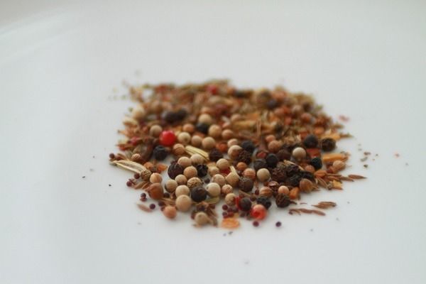熠熠芳華，盤(pán)點(diǎn)那些帶‘火’字的寓意美好的女孩名，火耀芳華，盤(pán)點(diǎn)寓意美好的帶火字女孩名
