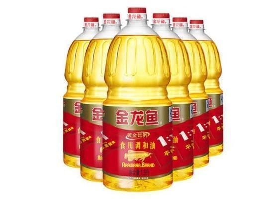 金龍魚夏季飲食調(diào)整方法：金龍魚在夏季的飲食調(diào)整方法