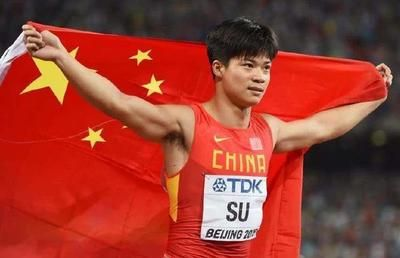 哪個牌子龍魚缸好一點的，選擇龍魚缸的基礎知識