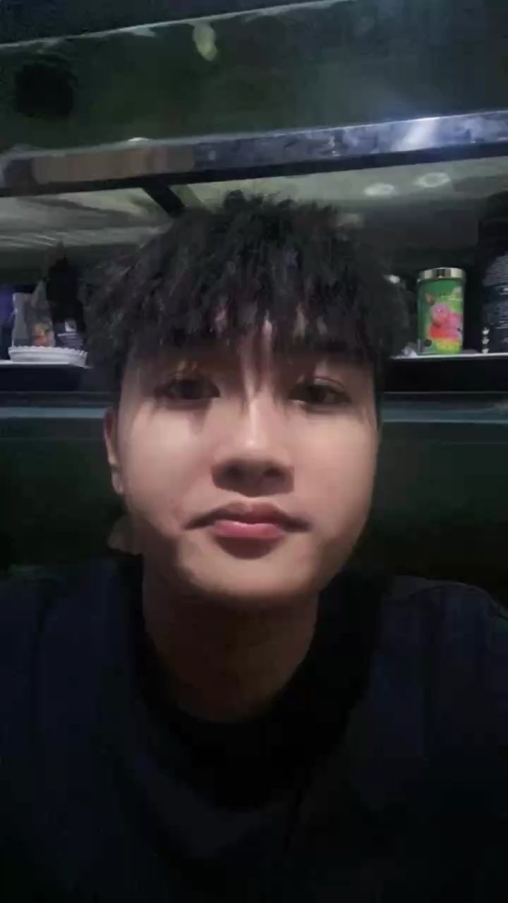 我相信只要努力，鐵棒也能磨成了針。 我相信只要努力，鐵棒也能磨成了針。 龍魚論壇