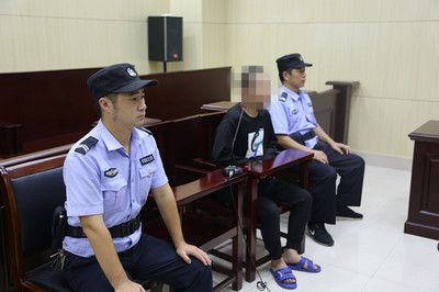 龍魚缸的觀賞最佳尺寸，如何選擇最適合的水族箱？