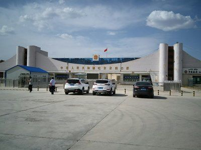 克孜勒蘇柯爾克孜自治州龍魚vs祥龍魚場（克孜勒蘇柯爾克孜自治州的龍魚銷售途徑和祥龍魚場各有優(yōu)勢(shì)）