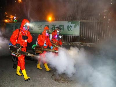 黃岡水族館vs祥龍魚場(chǎng)（探討黃岡水族館與祥龍魚場(chǎng)之間的差異之前需要明確基本信息）