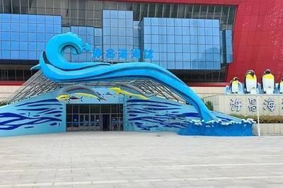 許昌水族館vs祥龍魚場（許昌水族館與祥龍魚場各有側重）