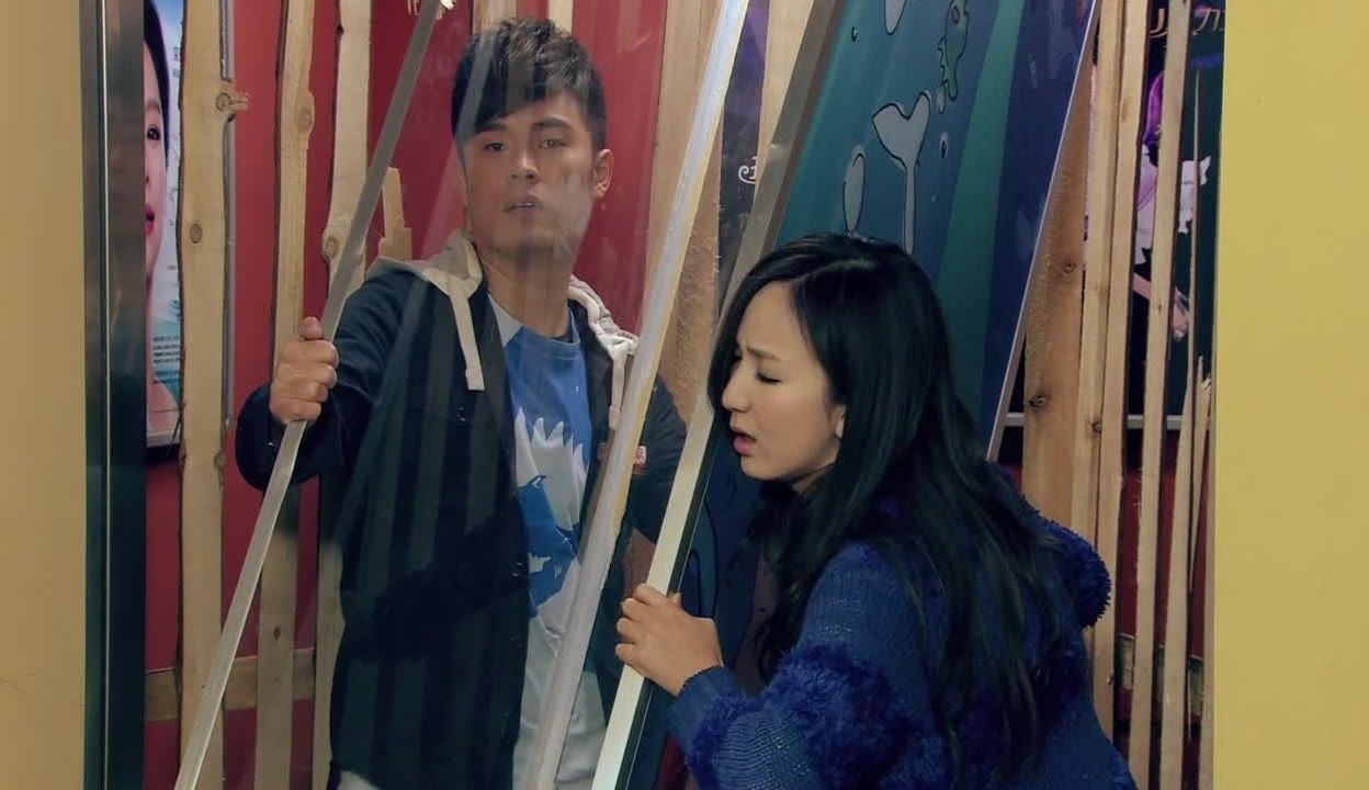 愛情公寓魚缸電梯視頻：《愛情公寓》中魚缸和電梯的有趣情節