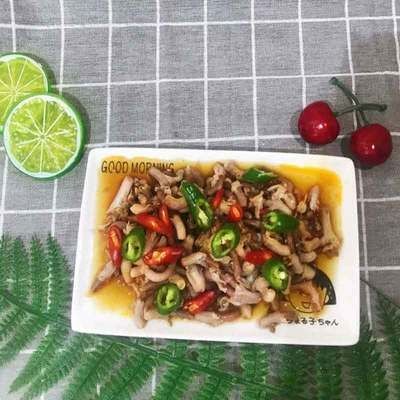 開封龍魚vs祥龍魚場（開封龍魚和祥龍魚場是一家專業(yè)養(yǎng)殖龍魚的場所，祥龍魚場是一種魚類）