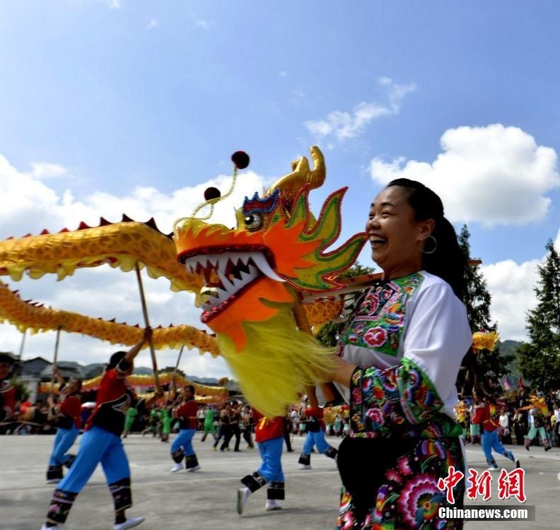 湘西土家族苗族自治州水族館vs祥龍魚場（湘西土家族苗族自治州水族館和祥龍魚場）