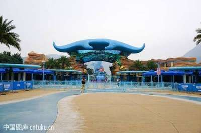高陵水族館vs祥龍魚場（高陵水族館與祥龍魚場之間的差異之前，我們需要明確兩者的基本信息和特點）