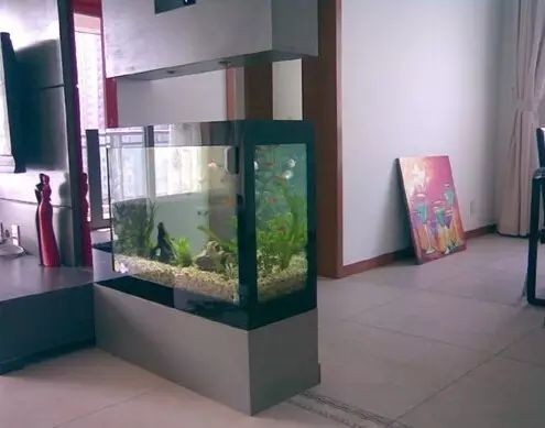 鵝卵石造景魚缸設計效果圖：自然石材的選擇與搭配