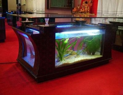 玻璃魚缸和亞克力魚缸哪個貴：亞克力魚缸和玻璃魚缸哪個好？