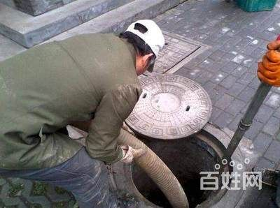 八里橋有賣魚缸的嗎多少錢：八里橋市場有賣魚缸的商家，價格相對較低，