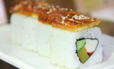 眉山龍魚vs祥龍魚場（眉山龍魚與祥龍魚場的龍魚具體信息無法直接對比）