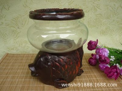 除了玻璃魚缸還有什么魚缸好養：亞克力魚缸是一種常見的現代魚缸材料，耐酸堿性能優良