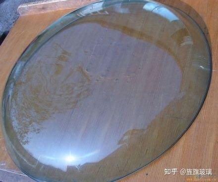 玻璃魚缸加工設備：玻璃魚缸加工設備主要用于生產各種形狀和規格的玻璃魚缸
