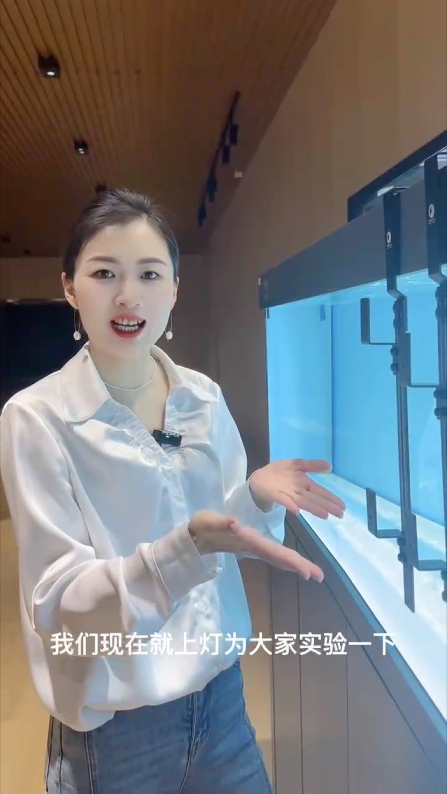萬(wàn)隆天王G_2系列掛件：從超薄燈具到T5、T8燈管再到單、雙管燈盒通通試用！高顏值、高質(zhì)量，為追求高品質(zhì)、重細(xì)節(jié)的您量身打造！