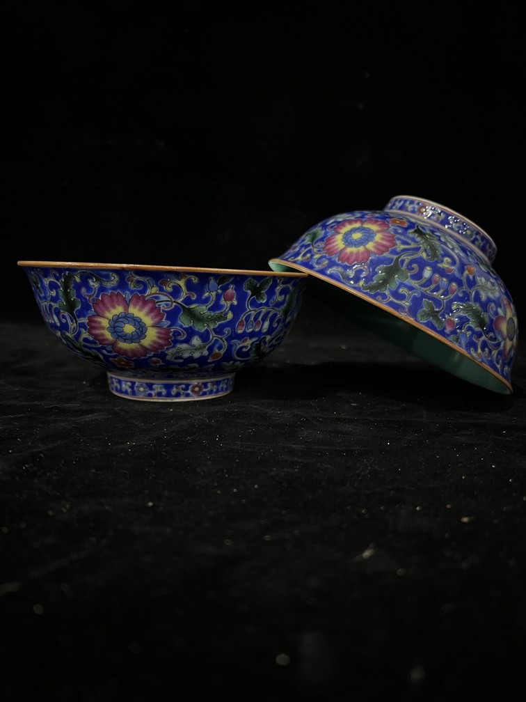 粉彩瓷器
