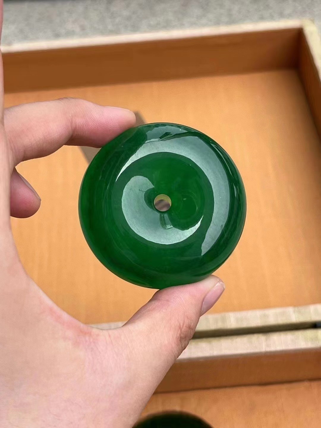 來一起欣賞高端翡翠盛宴