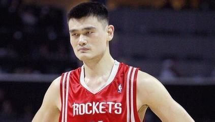 金龍魚真假對(duì)照?qǐng)D