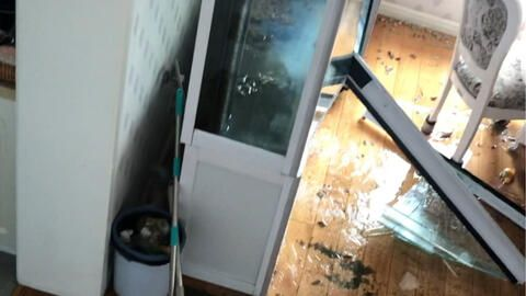 0.8米魚缸會壓塌樓板：0.8米的魚缸會壓塌樓板嗎？ 0.8米魚缸會壓塌樓板：0.8米的魚缸會壓塌樓板嗎？ 魚缸百科 第1張