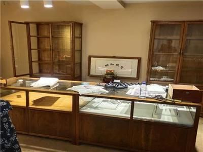 搬家 魚缸帶不走怎么辦：大型魚缸搬運注意事項