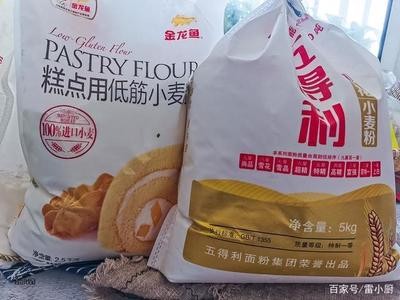 紅龍魚要用什么燈管好（紅龍魚要用什么燈管好看）