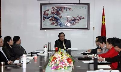 玻璃魚缸式會(huì)議：玻璃魚缸式會(huì)議是一種有效的討論和反饋和反饋方式