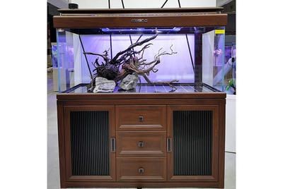 成品魚缸價格多少合適家用：成品魚缸價格是一個重要的考慮因素以下是根據搜索結果