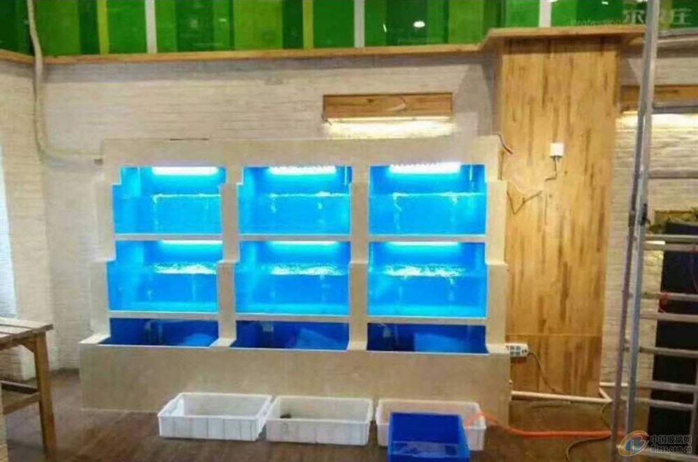 定做海鮮池魚缸：南通定做海鮮池魚缸公司