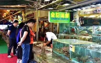 大魚(yú)缸哪里買好用：大型魚(yú)缸的養(yǎng)護(hù)技巧