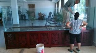 玻璃魚缸漏水修復視頻教學：關于玻璃魚缸漏水修復的一些方法和注意事項，魚缸漏水別慌！修復視頻教學，方法及