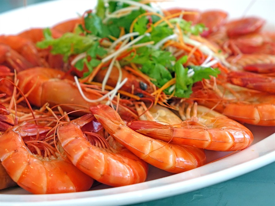 銀龍魚會(huì)吃小虎魚嗎圖片（銀龍魚吃小魚嗎_）