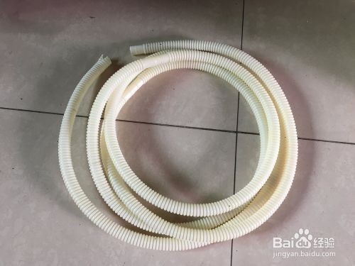 大魚缸怎么清理底部：大魚缸內(nèi)壁清理魚缸底部的清理方法：磁力刷是一種非常適合