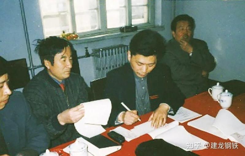 建龍集團董事長