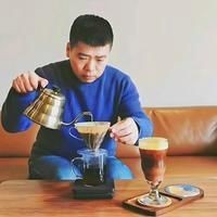 河馬能打過犀牛嗎