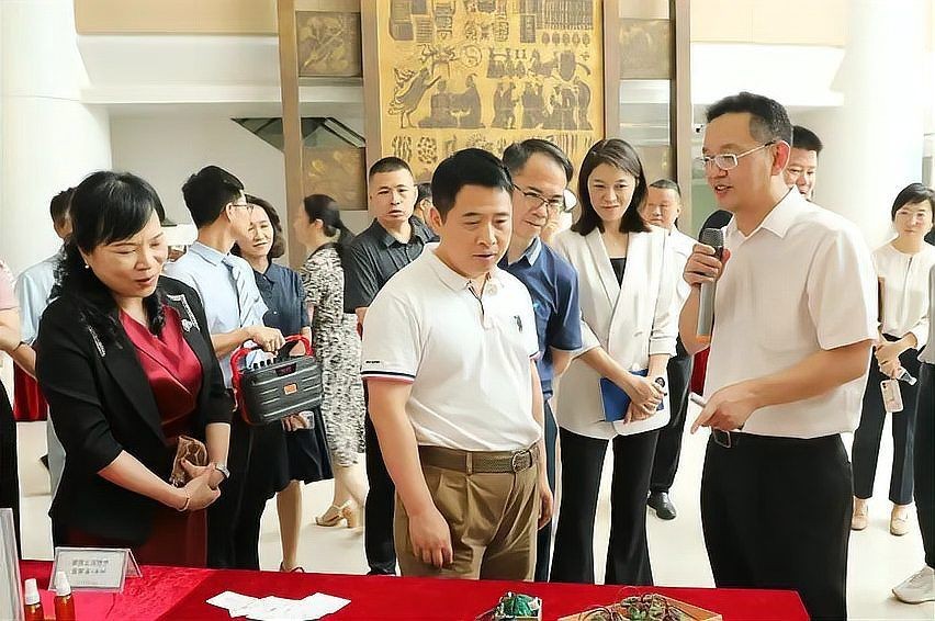 廣東省黃志豪最新動態，廣東黃志豪最新動向，實時